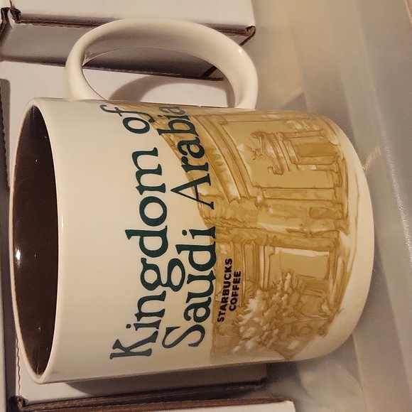 2011 Starbucks Kingdom of Saudi Arabia Global Icon Mug -Discontinued (Very Rare) - Picture 1 of 3
